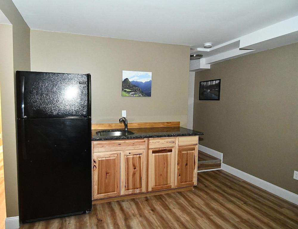 Creekview Cabin - A Perfect Escape