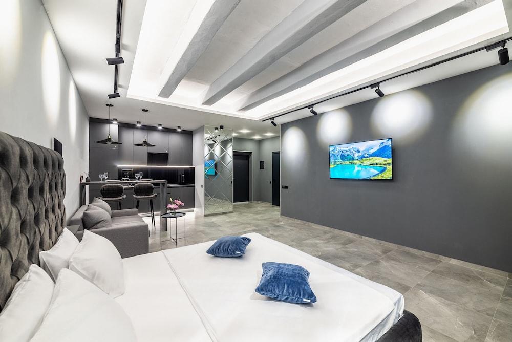 European Apart-Hotel