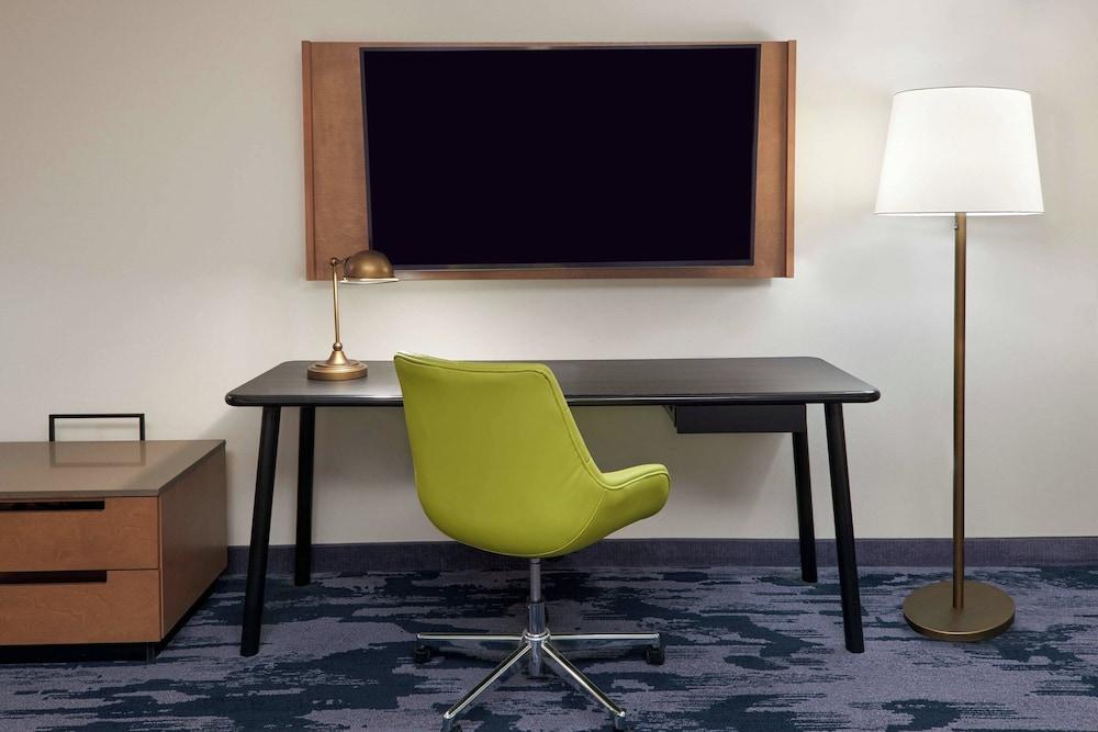 Fairfield Inn & Suites by Marriott Orillia