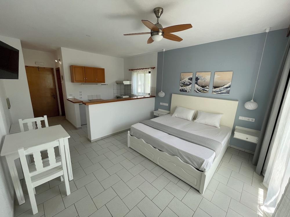 Adult Only - Hotel Suzanna