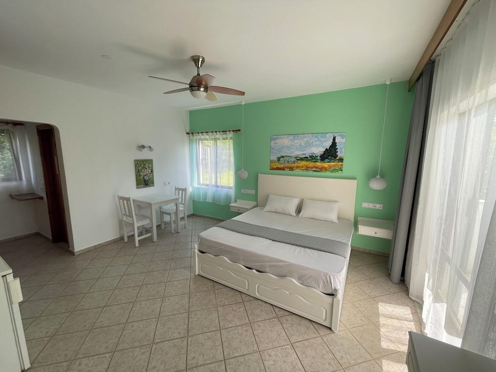 Adult Only - Hotel Suzanna