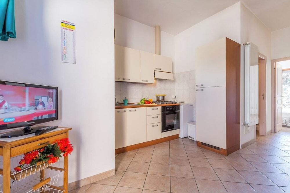 Daniela 4 100m From Sea