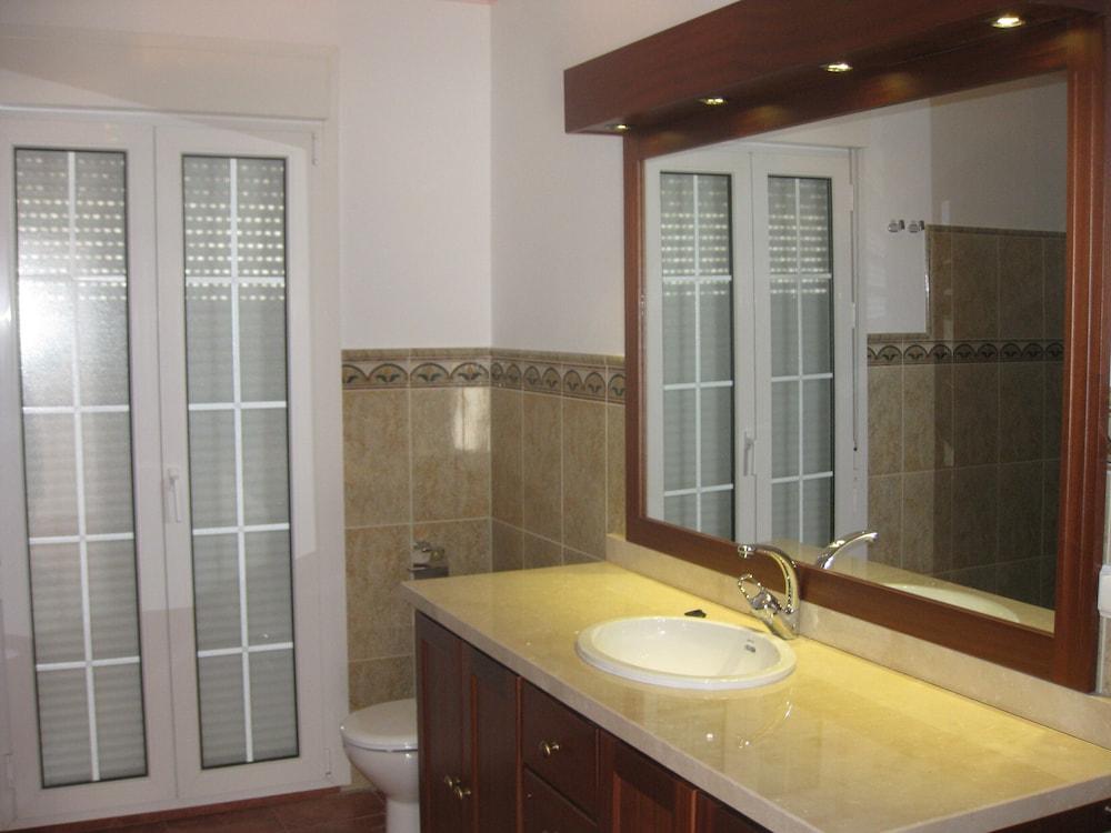 Villa Remedios Cuevas del Becerro