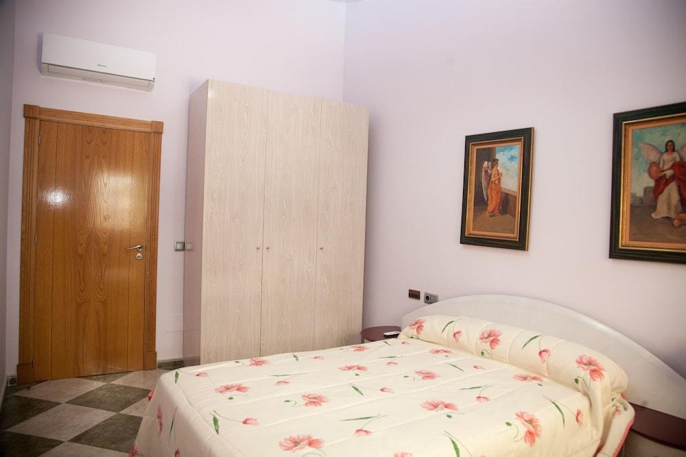 Luxury Villa in Playa Honda