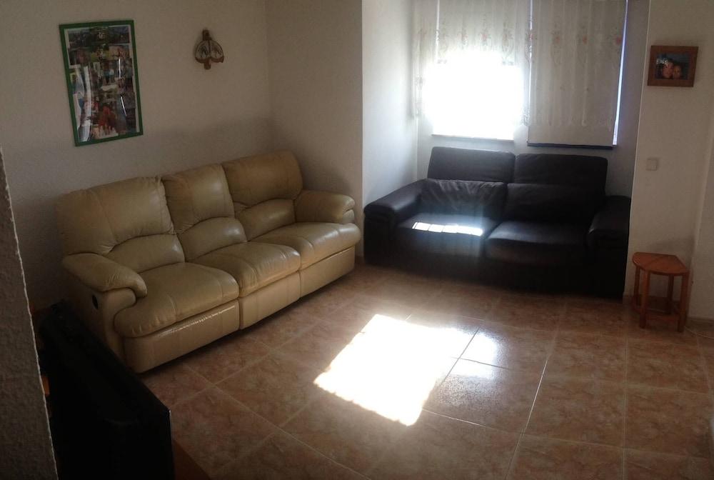 House In Lestartit, Near Beach