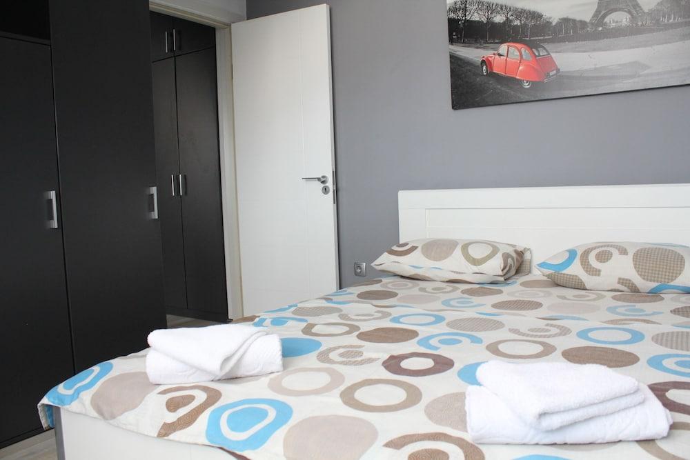 Apartments Holiday Budva