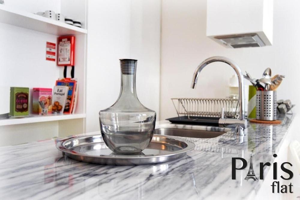 Oporto Invite Flores