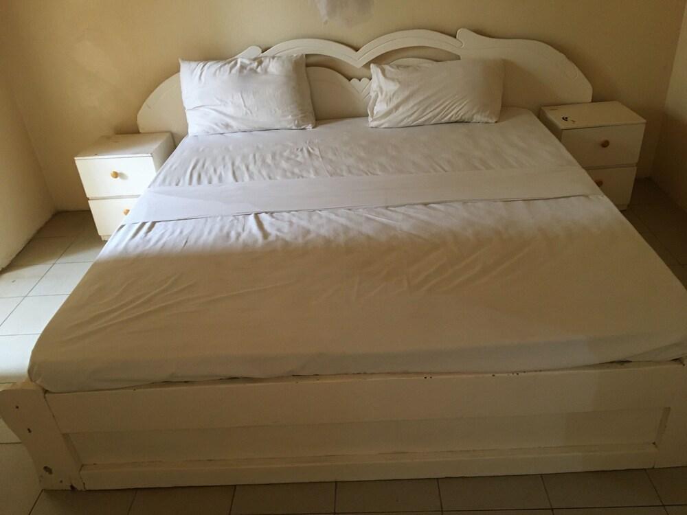 One World Village Guesthouse