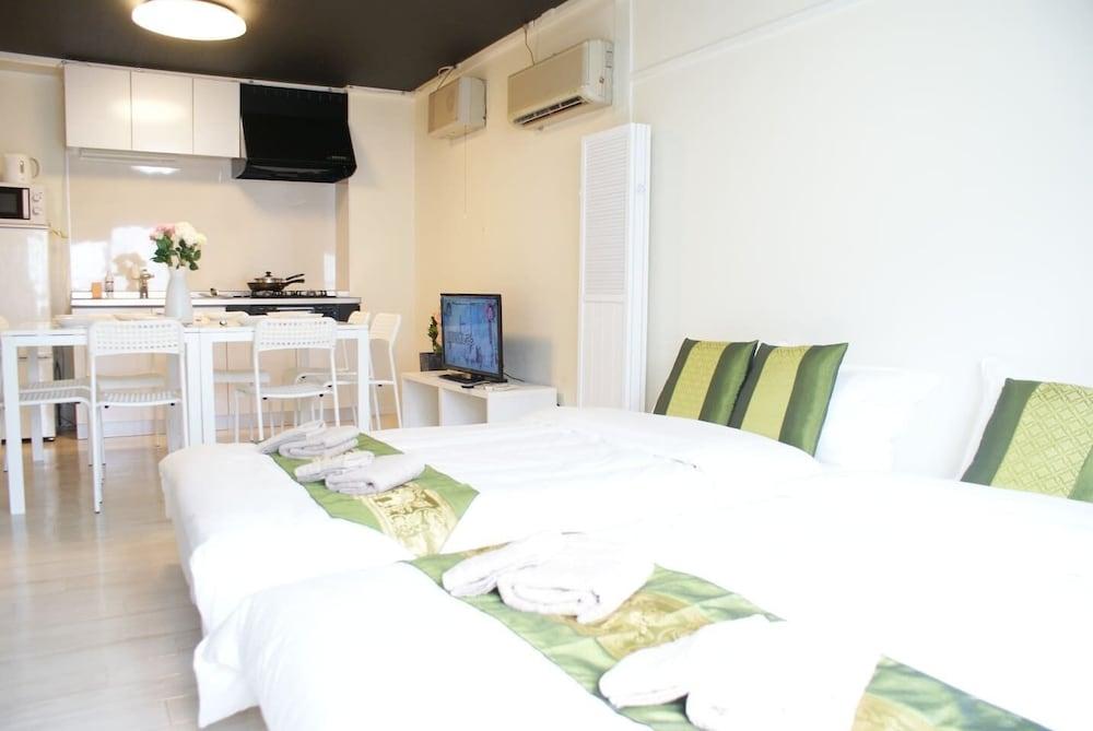 Shin-Osaka GRAND-H 302