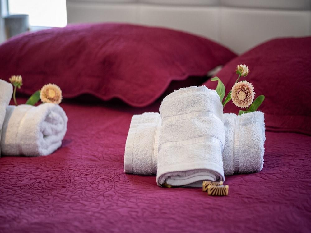 Apartment License to Chill