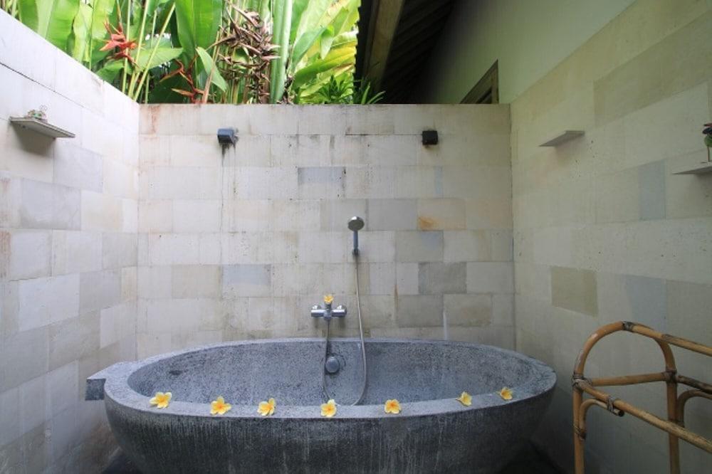 Bungalow Jepunbest Breakfast in Bali