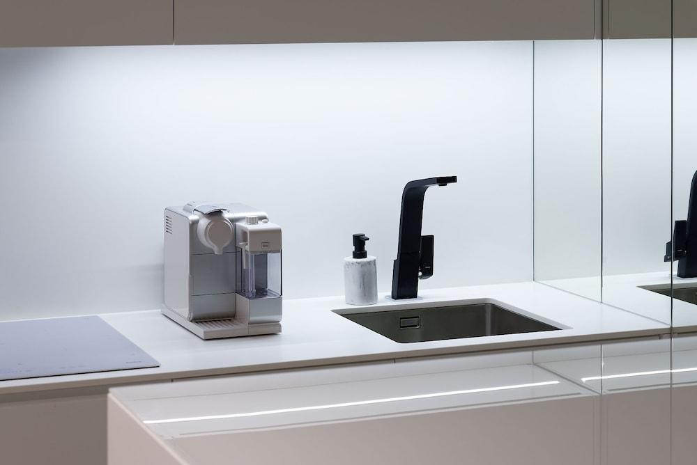 Super Apartment with Hot Tub