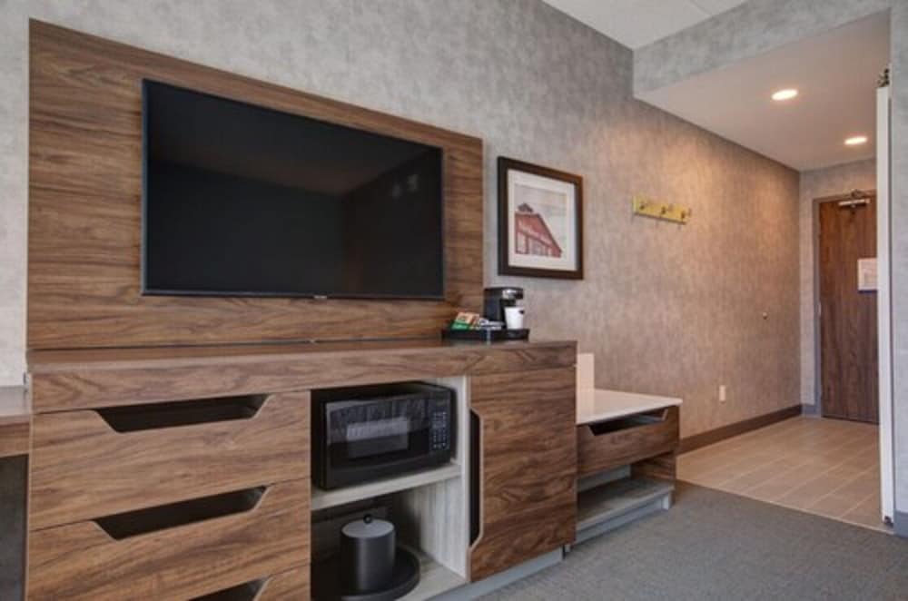 Hampton Inn & Suites by Hilton Waterloo St. Jacobs