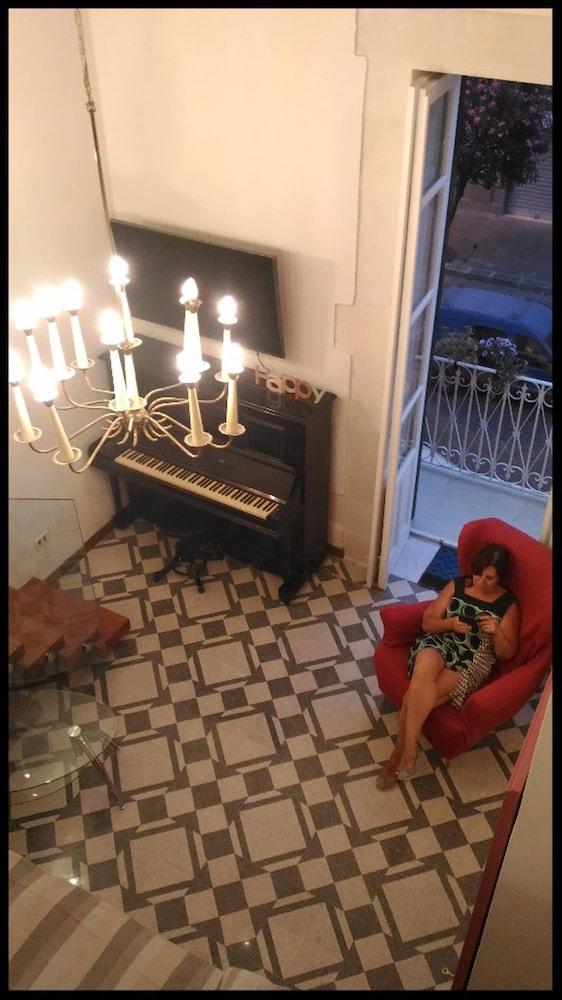 Ortigia Door, Syracuse - Sicily