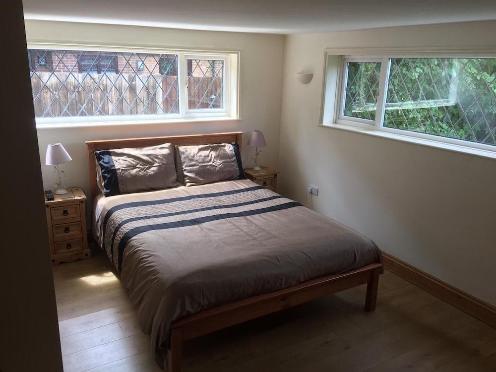 Whitehouse Cottage - Great Paxton