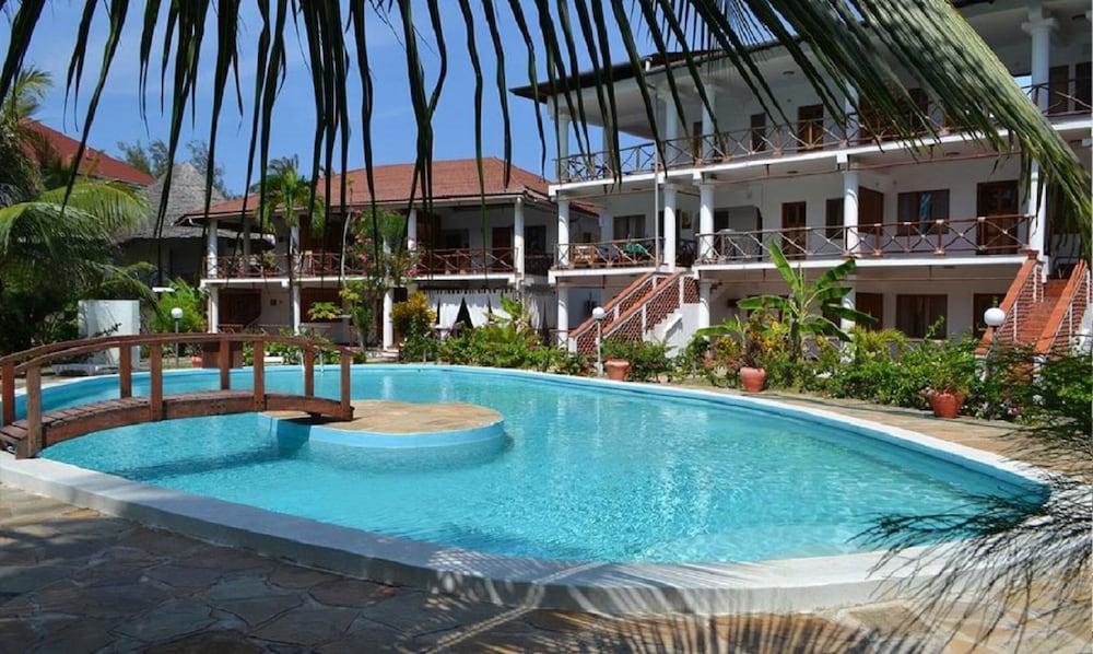 Ascot Residence 1 Bedroom Apartment