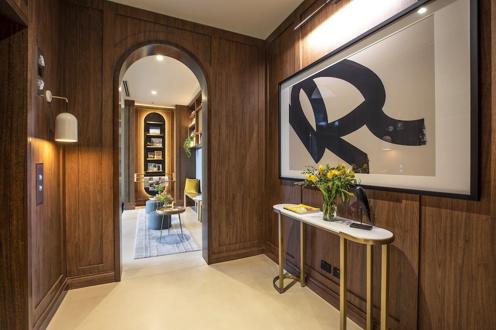 voco Melbourne Central by IHG