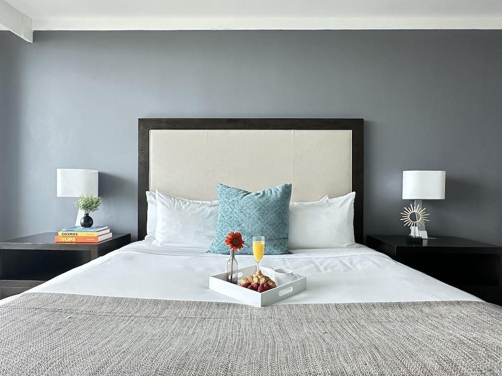 Private Oasis at Arya