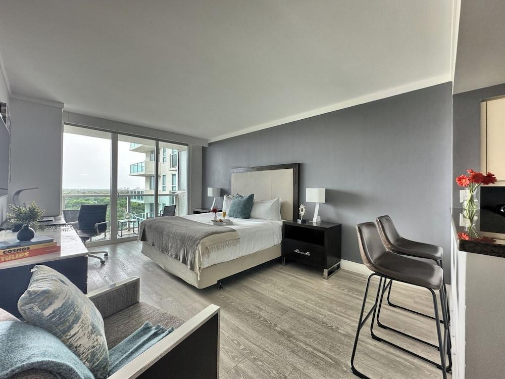 Private Oasis at Arya