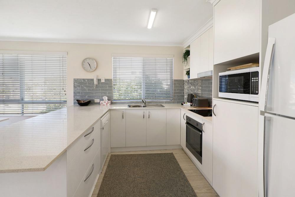 MAINSAIL8 - Mooloolaba Beach