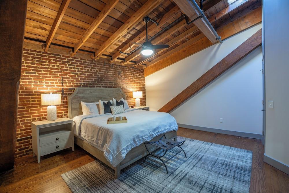 The Lofts at Downtown Salem