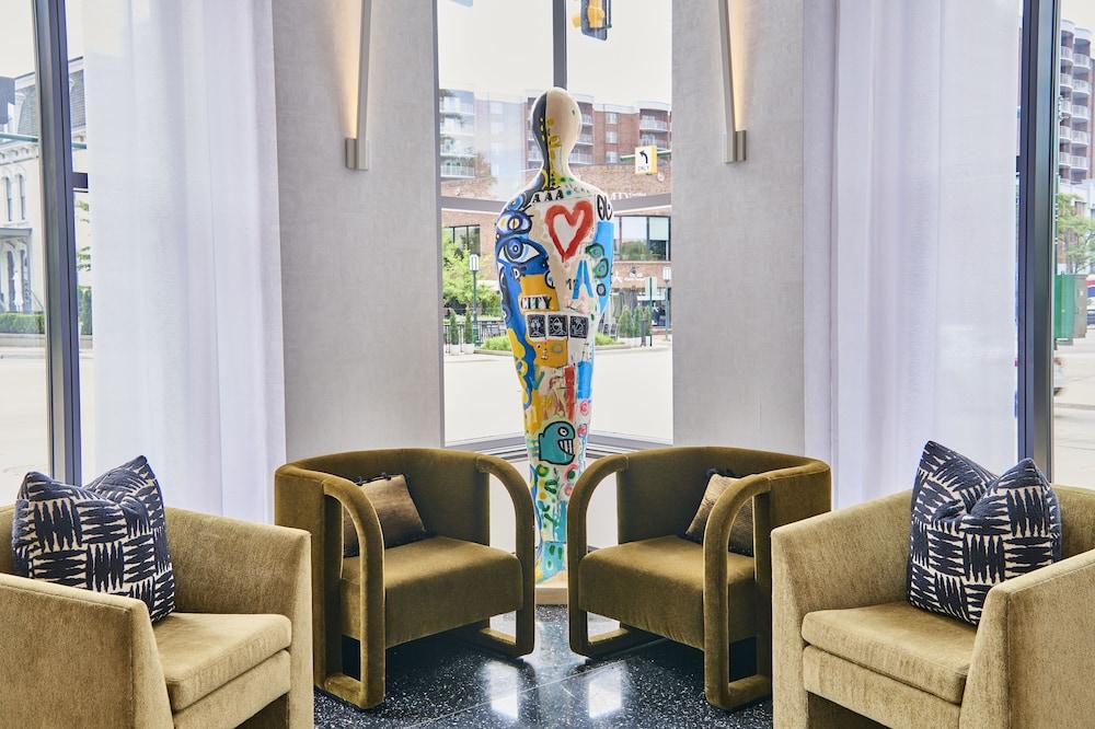 Daxton Hotel Birmingham, Curio Collection by Hilton