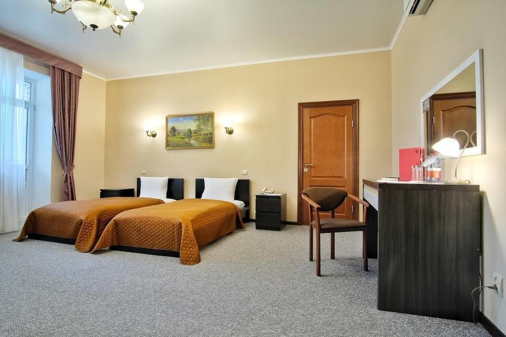 AZIMUT Hotel Volga Astrakhan