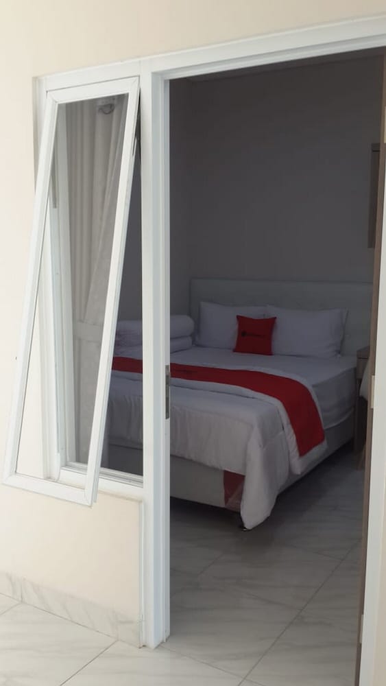 RedDoorz Syariah near Kampus UNSOED 2