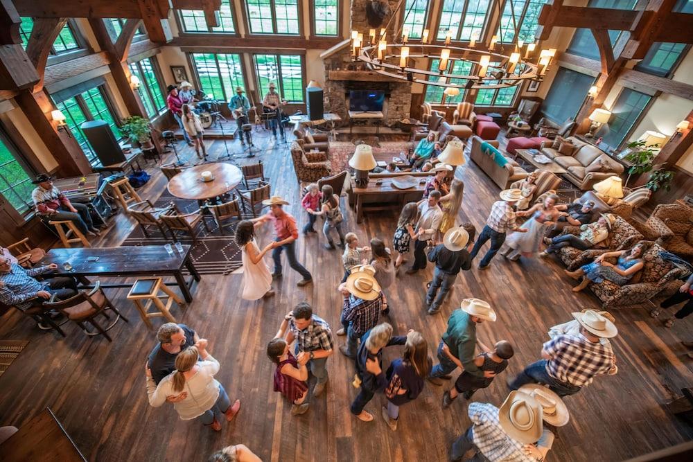 Vista Verde Ranch All-inclusive Cabin