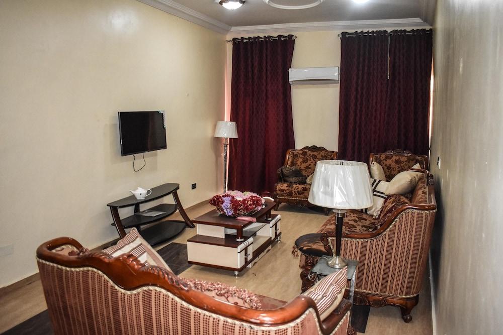 Zeus Paradise Hotel Abuja