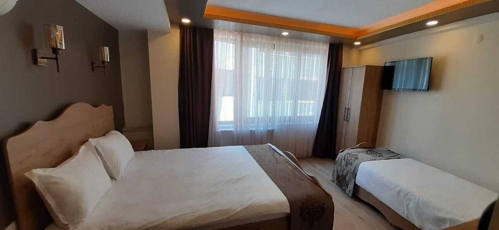 Golden Sail Hotel Old City