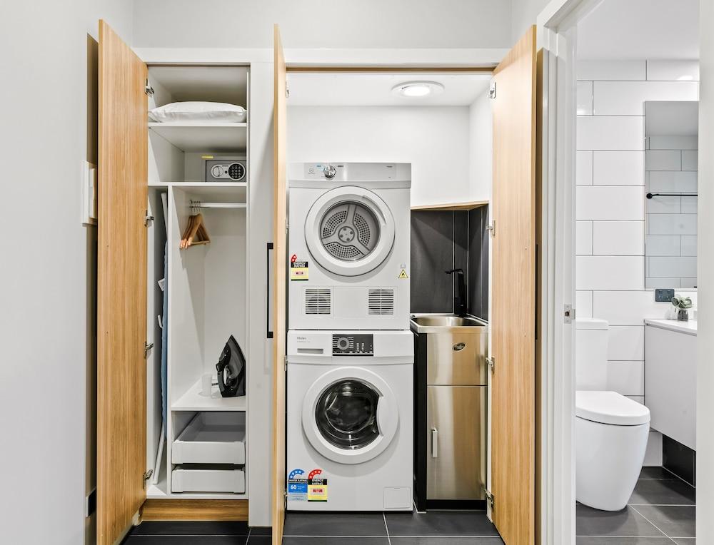 Avenue Motel Apartments