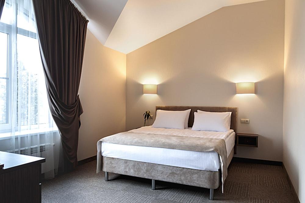 Hotel Stary Dvorik na Orlovskoy