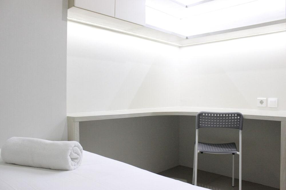 Bright & Stylish 2BR at Gateway Pasteur Apartment