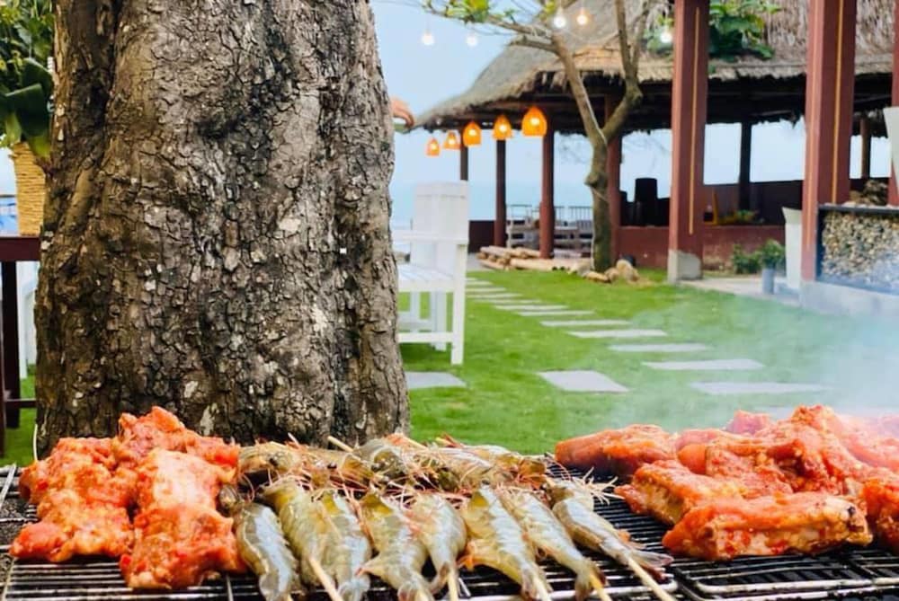 Nana Lee Homestay & Restaurant