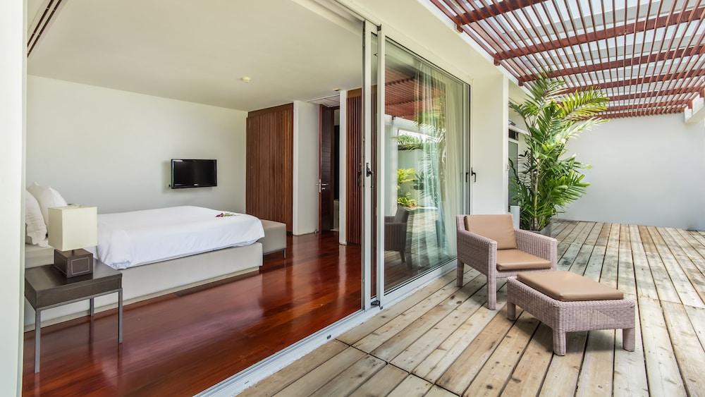 Laemsingh Villa 3a 4 Bedroom in Surin