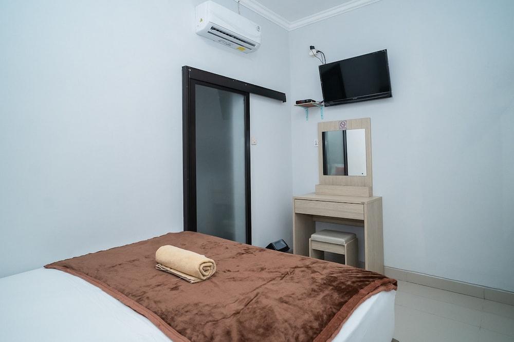 KoolKost near Pasar Baru