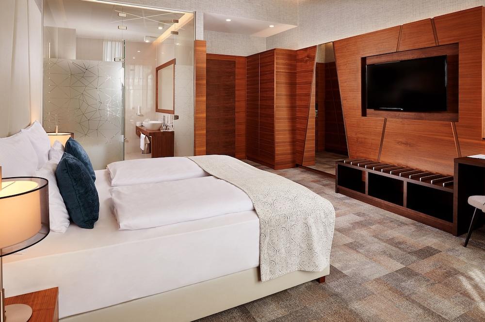 Artis Boutique Hotel