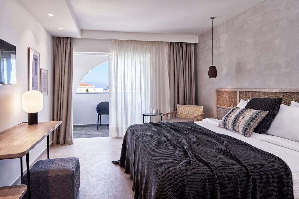 Atlantica Marmari Palace