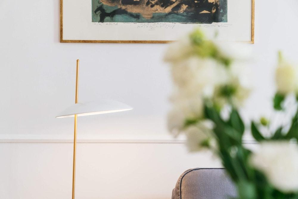 Luna Apartment - LoftAffair