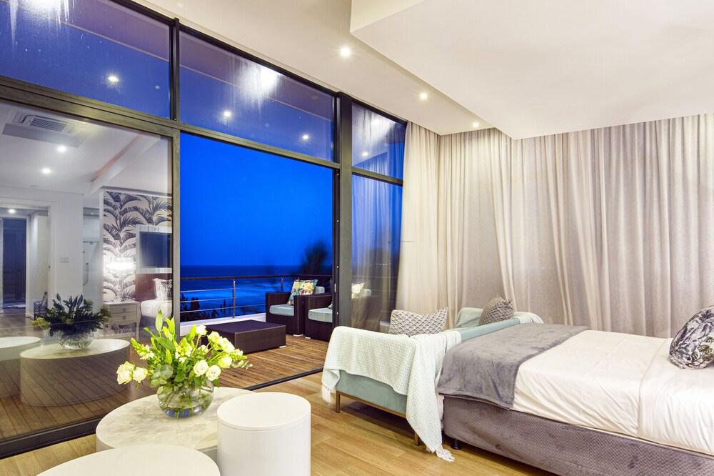 Dolphin Coast YOLO Spaces – Beach House Villa