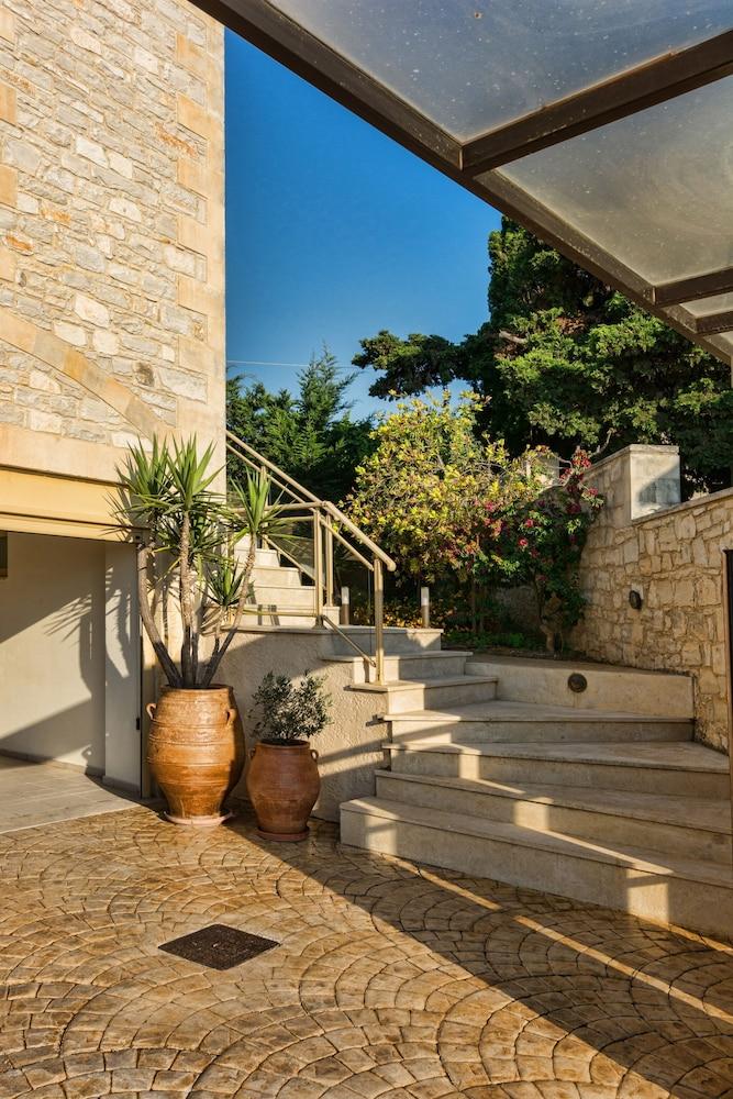 Palladio Villa Roussospiti