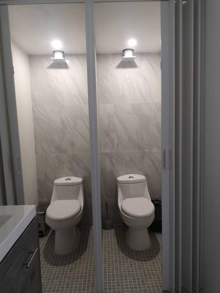 Room-private Room With Tv Polanco