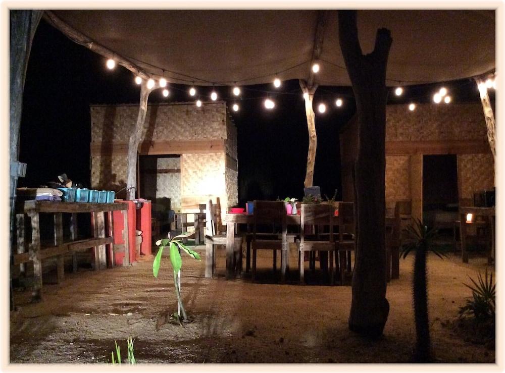 Room in Guest Room - Camp - Santos Cabanas