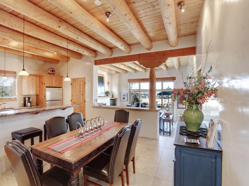 Bishops Lodge Villa Corazones by Kokopelli Property Management