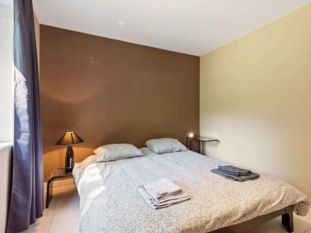 Villa in Kobbegem With Private Garden