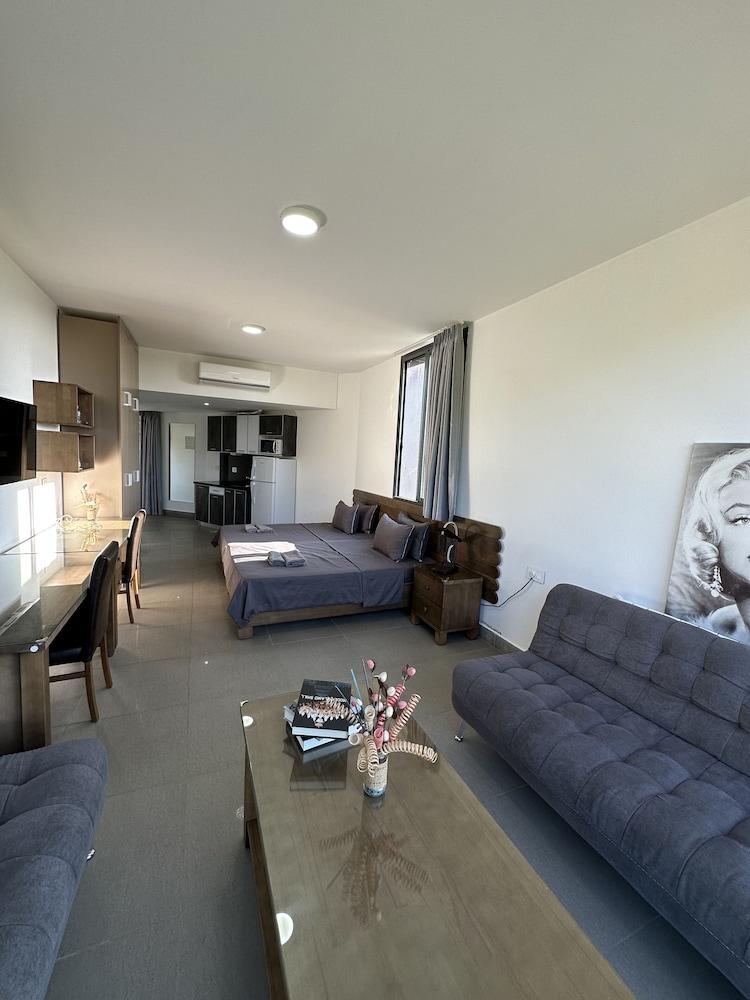 Grey Escape Apartements