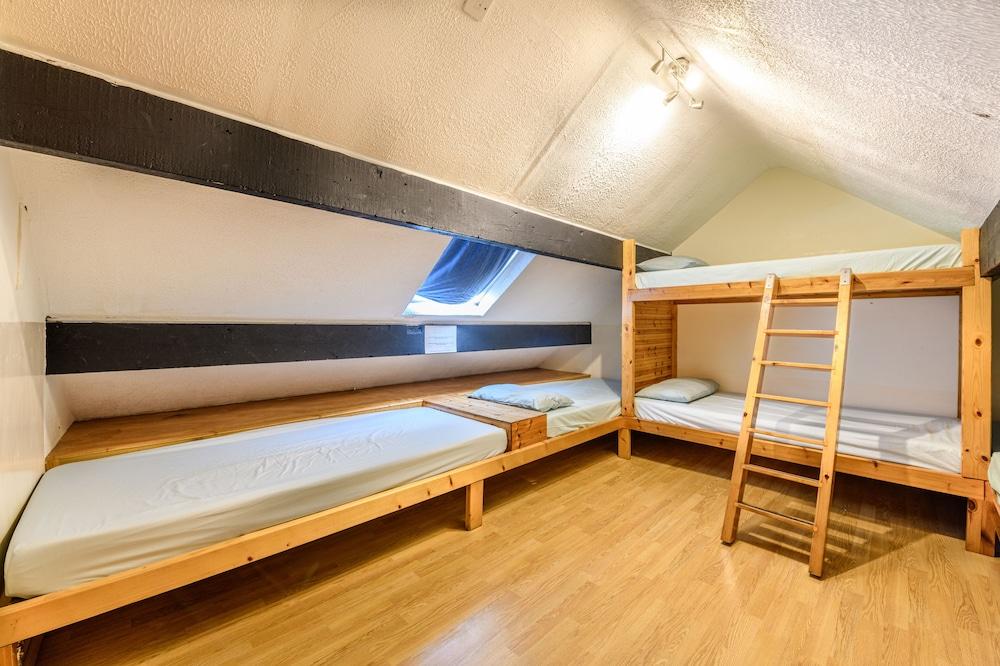 Old School House - Yorkshire Three Peaks Challenge