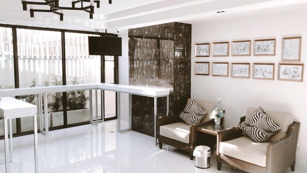 Icare Residence & Hotel