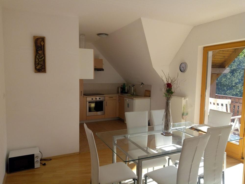 Immaculate 2-bed Apartment in Rateče Planica